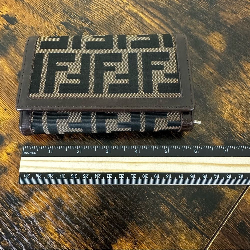 Fendi Vintage FF Logo Wallet W/ Certificate of Authenticity - Picture 6 of 16